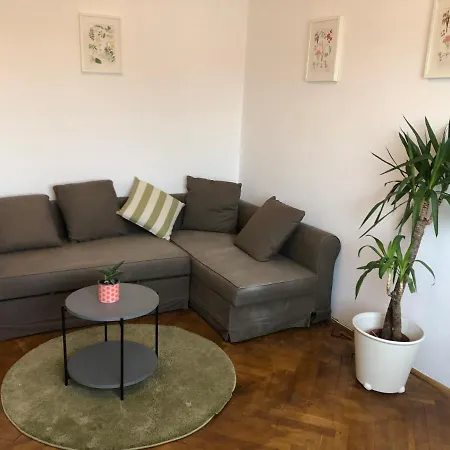 Old - Apartment