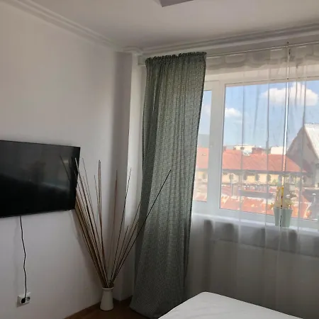Old - Apartment *
